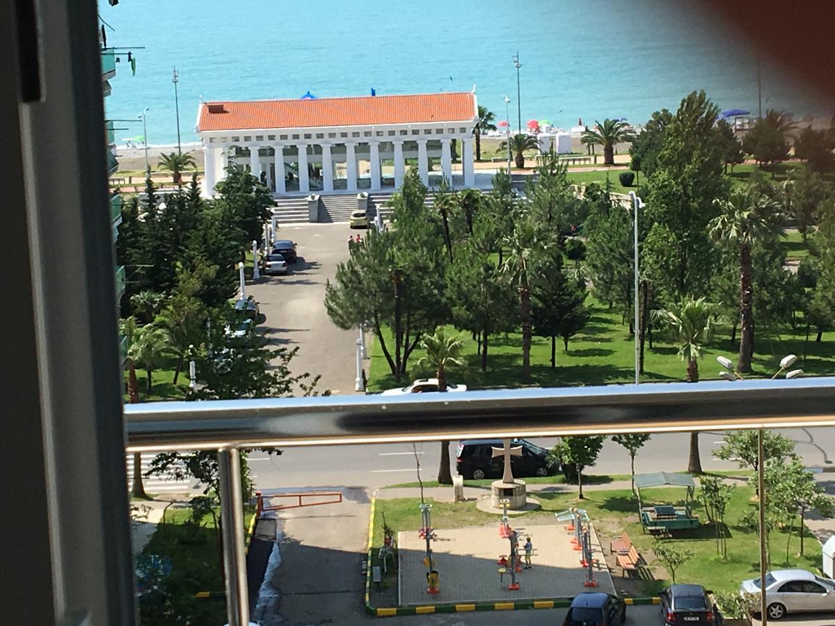 Apt Khimshiashvili 11 Apartment Batumi Exterior foto