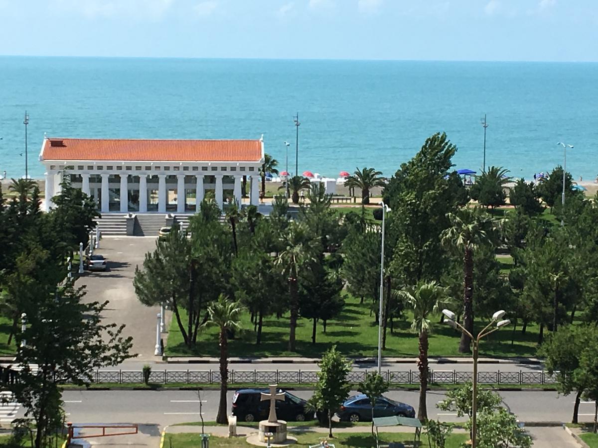 Apt Khimshiashvili 11 Apartment Batumi Exterior foto